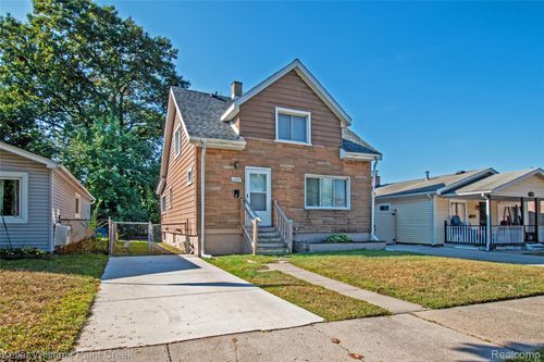 1004 E Maxlow Ave, Hazel Park, MI, 48030-2375 | Card Image
