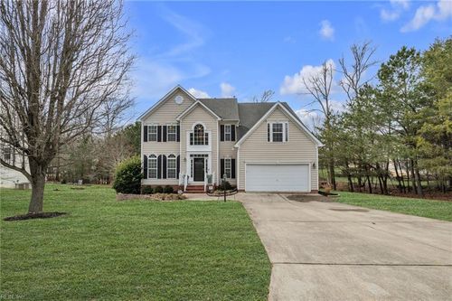 9359 Stonehouse Gln, Toano, VA, 23168-9367 | Card Image