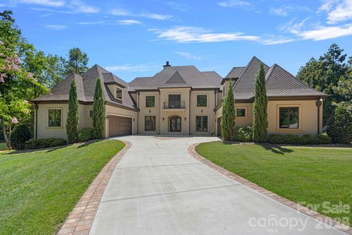 101 Wellfleet Ln, Mooresville, NC, 28117-6704 | Card Image