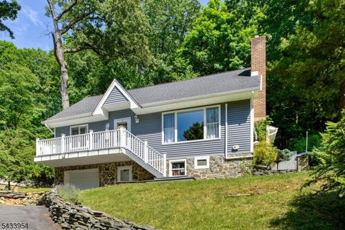 15 Glenside Trl, Sparta, NJ, 07871-1212 | Card Image