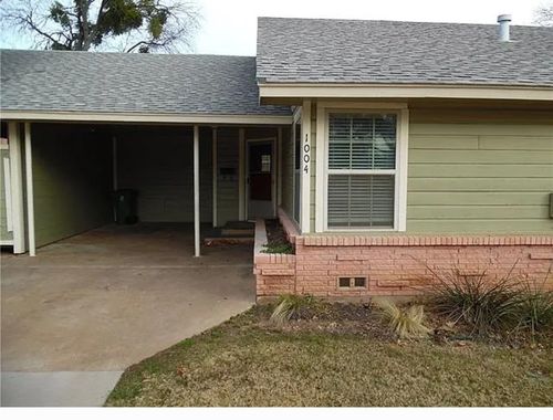 1004 W Wall St, Grapevine, TX, 76051-5150 | Card Image