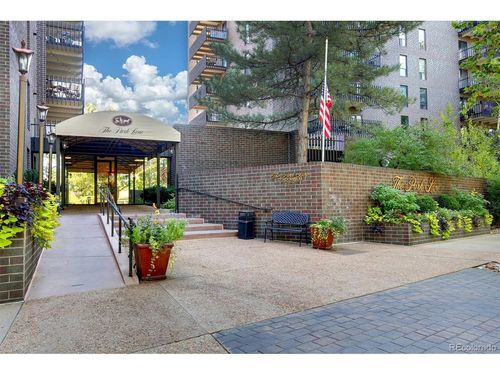 653-460 S Marion Pkwy, Denver, CO, 80209-5513 | Card Image