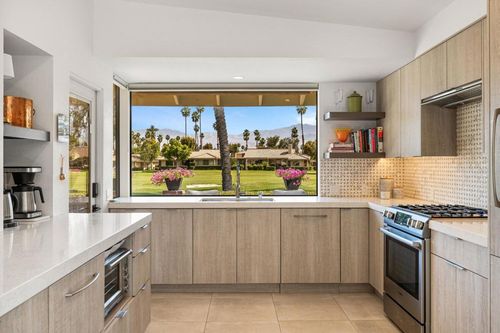 201 Las Lomas, Palm Desert, CA, 92260-2137 | Card Image