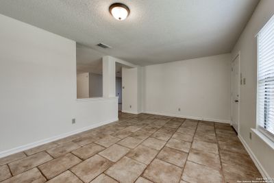 9838 Lauren Mist, House other with 3 bedrooms, 2 bathrooms and null parking in San Antonio TX | Image 2