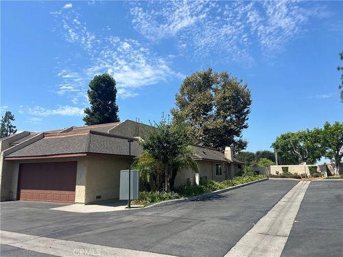 501 Berry Way, La Habra, CA, 90631-5902 | Card Image