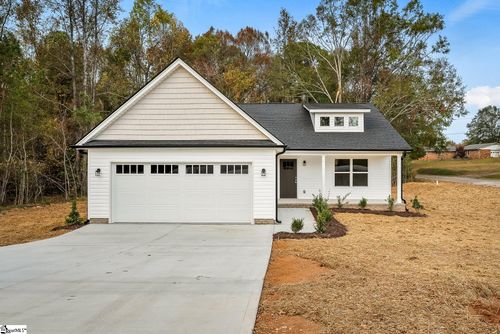 401 Pine Forest Drive, Belton, SC, 29627 | Card Image