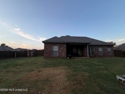 101 Trailbridge Bnd, Canton, MS, 39046-6056 | Card Image