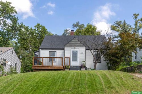 4328 Larimore Ave, Omaha, NE, 68111-2170 | Card Image