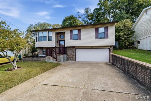 844 Country Glen Dr, Imperial, MO, 63052-1774 | Card Image