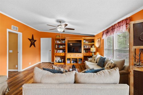 7212 County Road 2761, Buffalo, TX, 75831-4698 | Card Image