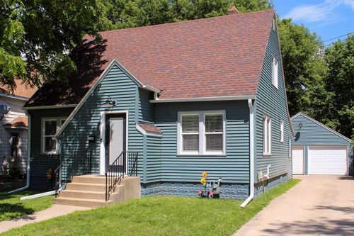 616 4th Ave Se, Rochester, MN, 55904-4814 | Card Image
