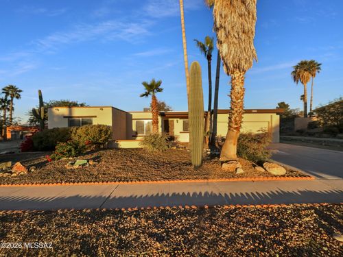7881 N Soledad Avenue, Tucson, AZ, 85741 | Card Image