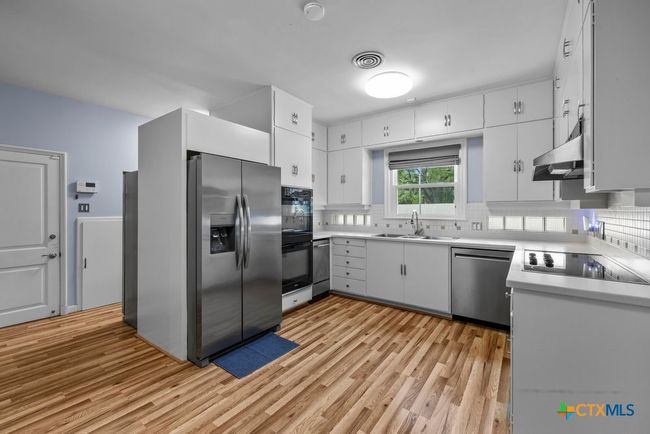 707 W Thompson Ave, House other with 4 bedrooms, 6 bathrooms and null parking in Temple TX | Image 21