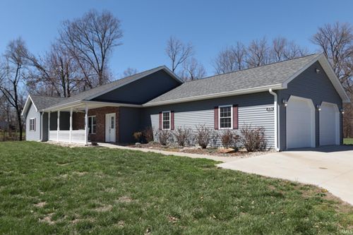 424 E 400 S Road, Washington, IN, 47501 | Card Image