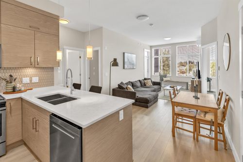 408-2120 Gladwin Rd, Abbotsford, BC, V2S0L7 | Card Image