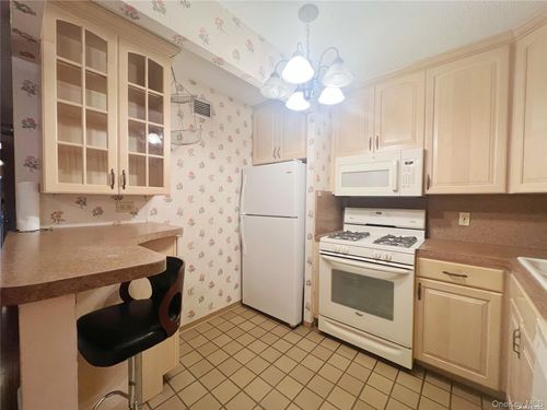 apt-11d-2 Bay Club Dr, Bayside, NY, 11360-2926 | Card Image