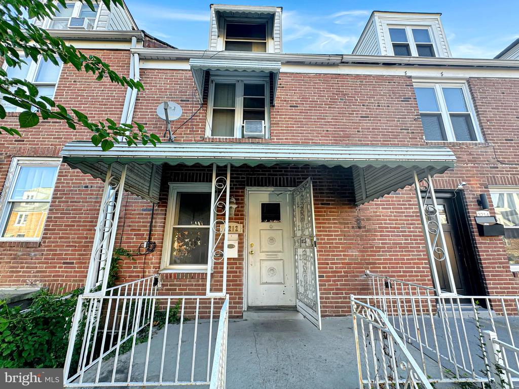 Lake Ave, Baltimore, MD 21213