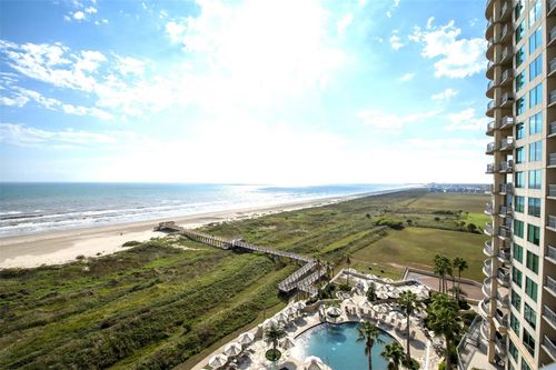 bc0908-801 E Beach Dr, Galveston, TX, 77550-3364 | Card Image