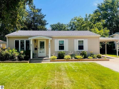 705 Garwood St, Mount Pleasant, MI, 48858-3210 | Card Image