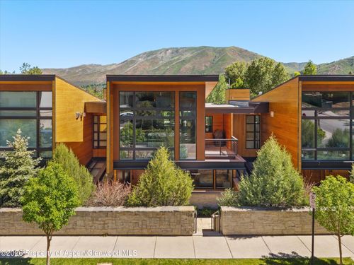 126 Juan St, Aspen, CO, 81611-1802 | Card Image