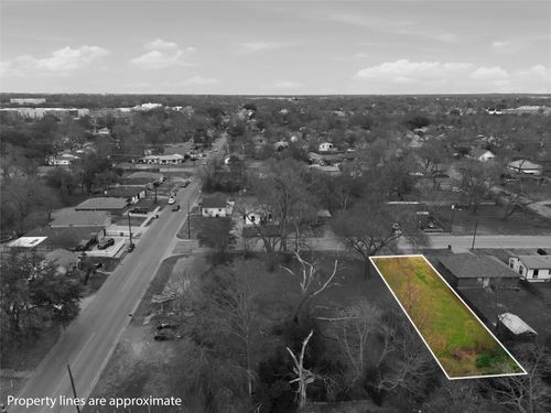 1212 Preston St, Waco, TX, 76704-1812 | Card Image