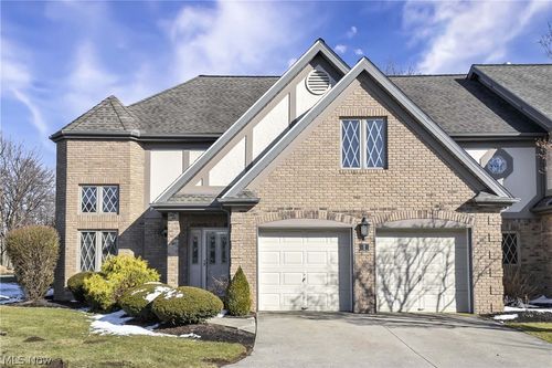 1 Aberdeen Ct, Rocky River, OH, 44116-3700 | Card Image