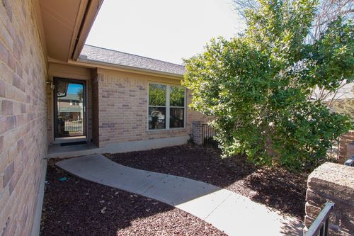 10705 Doering Ln, Austin, TX, 78750-2003 | Card Image