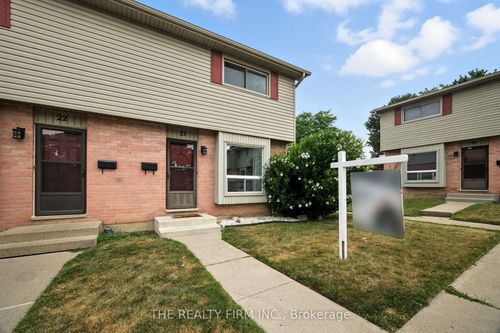 23-1200 Cheapside St, London, ON, N5Y5J6 | Card Image