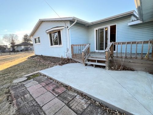 1105 Sunset Dr, Rock Falls, IL, 61071-2141 | Card Image