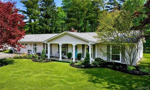 216 Treehaven Dr, East Aurora, NY, 14052-1355 | Card Image
