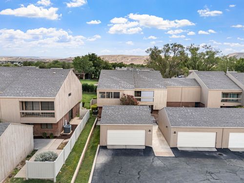 3470 Chaparral Dr, St. George, UT, 84790-7560 | Card Image