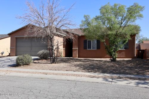 8361 W Screech Owl Dr, Tucson, AZ, 85757-7925 | Card Image
