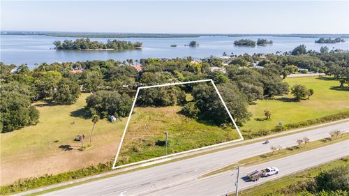 11515 S Indian River Dr, SEBASTIAN, FL, 32958-4758 | Card Image