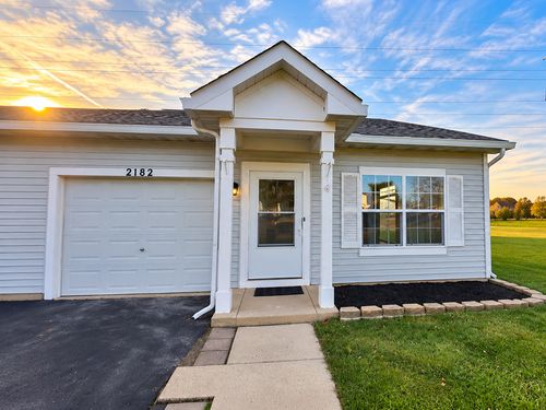 2182 Rebecca Cir, Montgomery, IL, 60538-5002 | Card Image