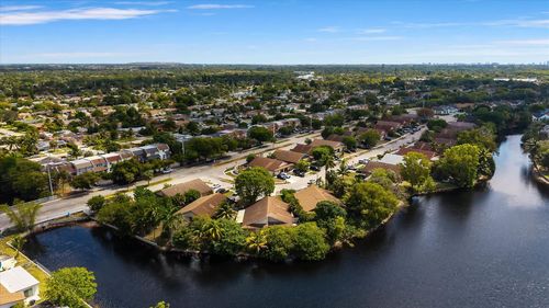 6552 Harbour Rd, North Lauderdale, FL, 33068-3838 | Card Image