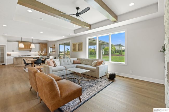 21009 C St, House other with 4 bedrooms, 4 bathrooms and 3 parking in Elkhorn NE | Image 15