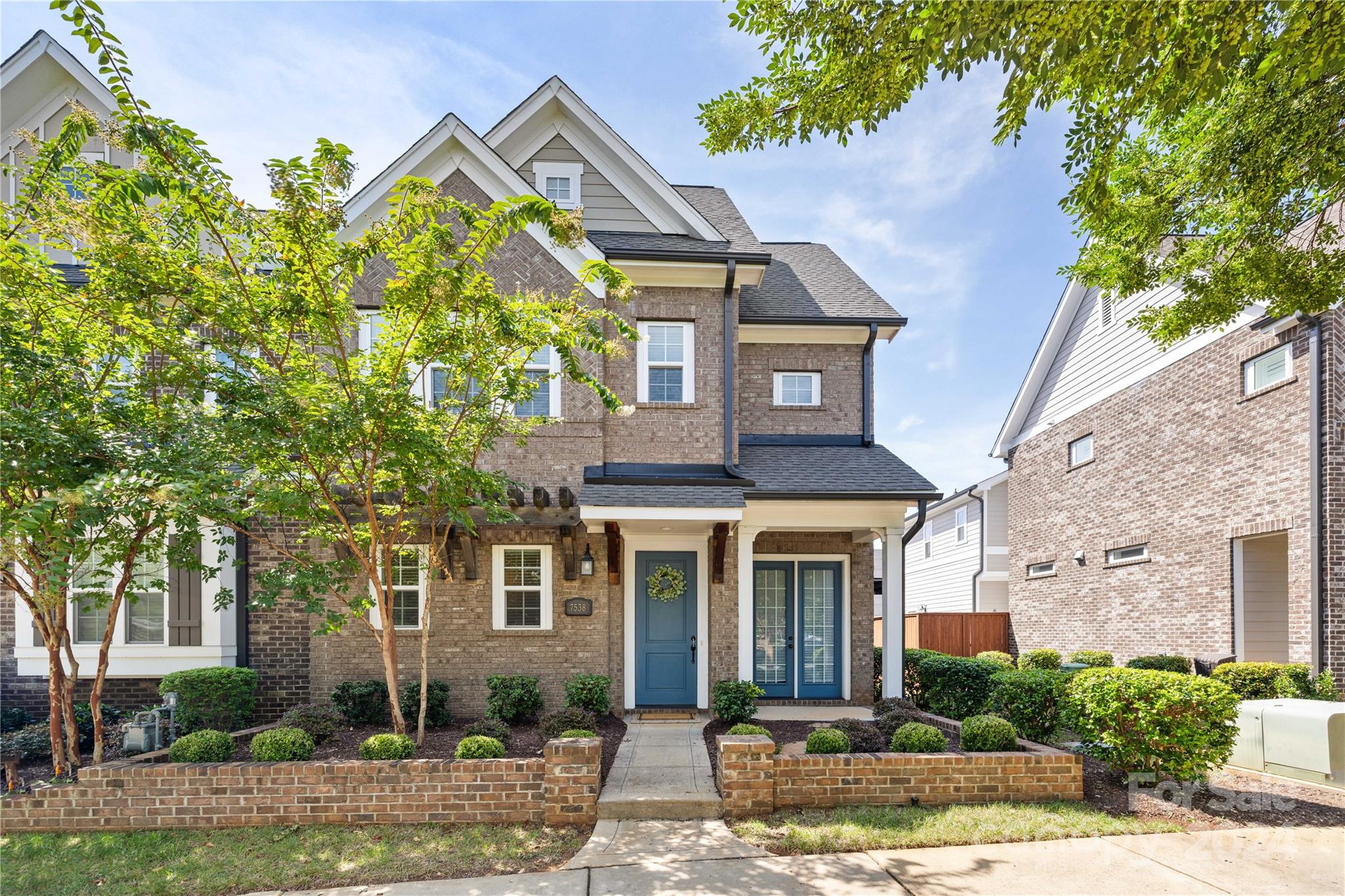 Waverly Walk Ave, Charlotte, NC 28277