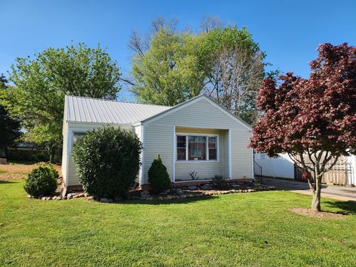 104 3rd Ave Nw, Winchester, TN, 37398-1662 | Card Image