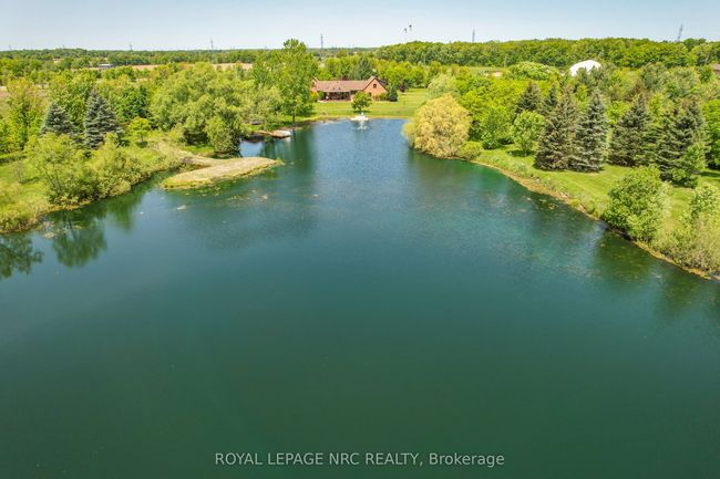 2021 Victoria Ave, Home with 5 bedrooms, 4 bathrooms and 50 parking in Pelham ON | Image 46
