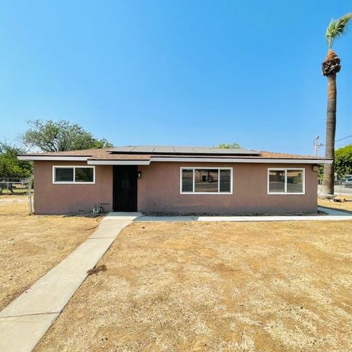 9567 51st St, Jurupa Valley, CA, 92509-3734 | Card Image