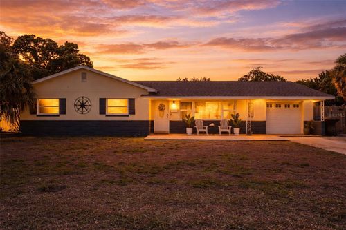 2798 67th Street N, St Petersburg, FL, 33710 | Card Image