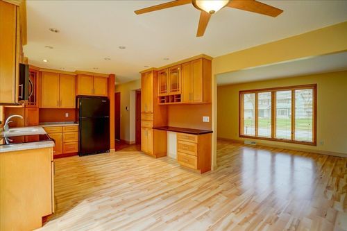 5117 Hackney Way, Madison, WI, 53714-2764 | Card Image