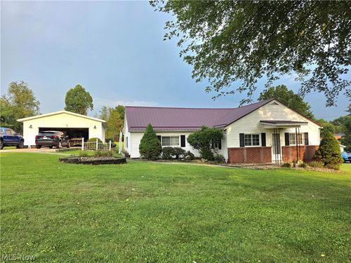346 Island View Dr, Parkersburg, WV, 26101-7486 | Card Image