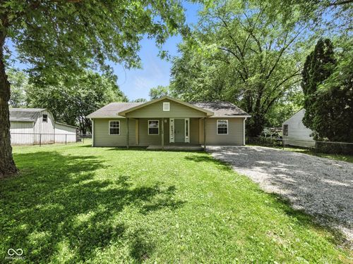 7434 N Green Meadows Est, Fairland, IN, 46126-9717 | Card Image