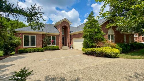 10002 Cave Creek Rd, Louisville, KY, 40223 | Card Image