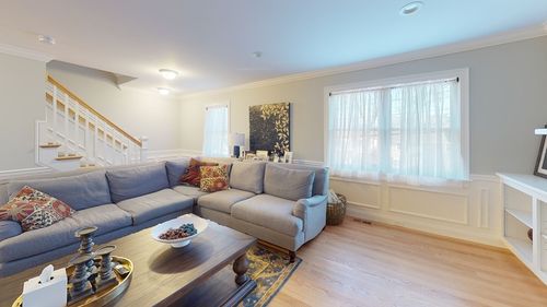 56 Albemarle Rd, Waltham, MA, 02452-8104 | Card Image