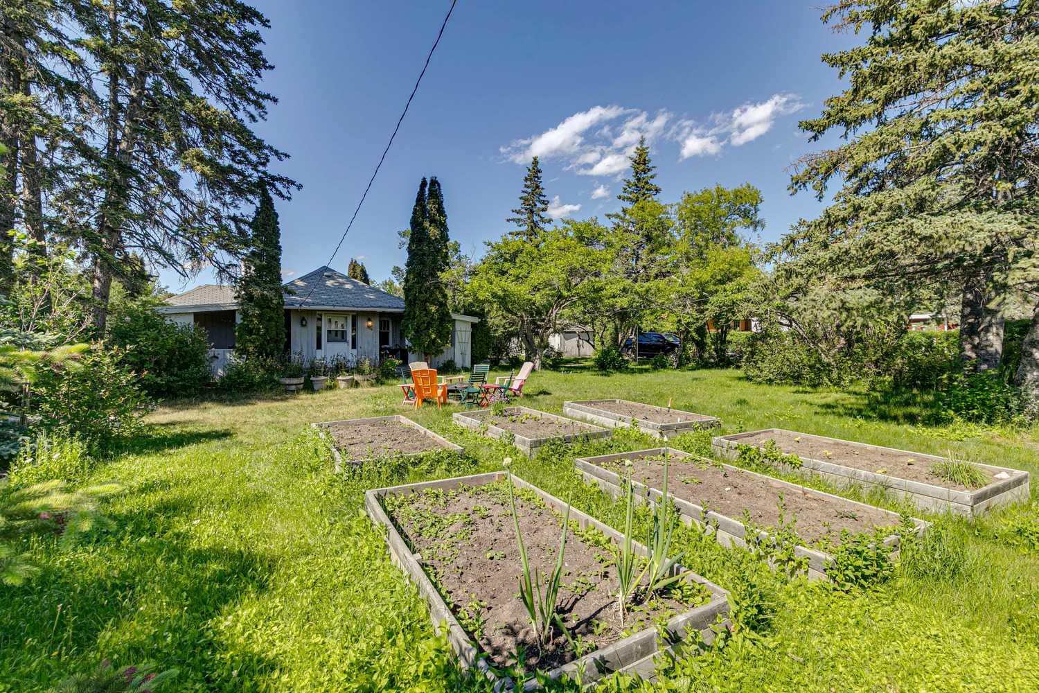 Residential in Calgary 4