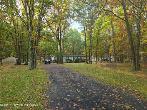 550 Timothy Dr, Effort, PA, 18330-8016 | Card Image