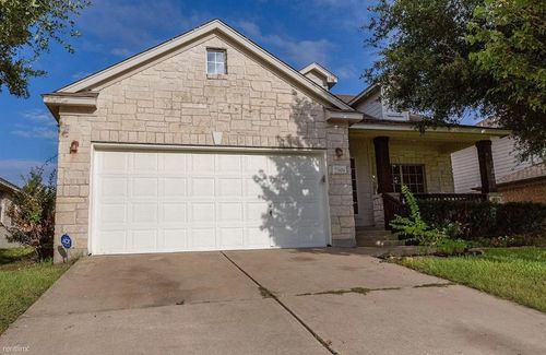 904 Rusk Rd, Round Rock, TX, 78665-7891 | Card Image