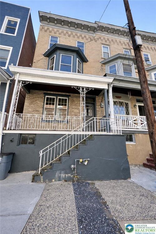 517 W Norwegian Street, Pottsville, PA, 17901 | Card Image